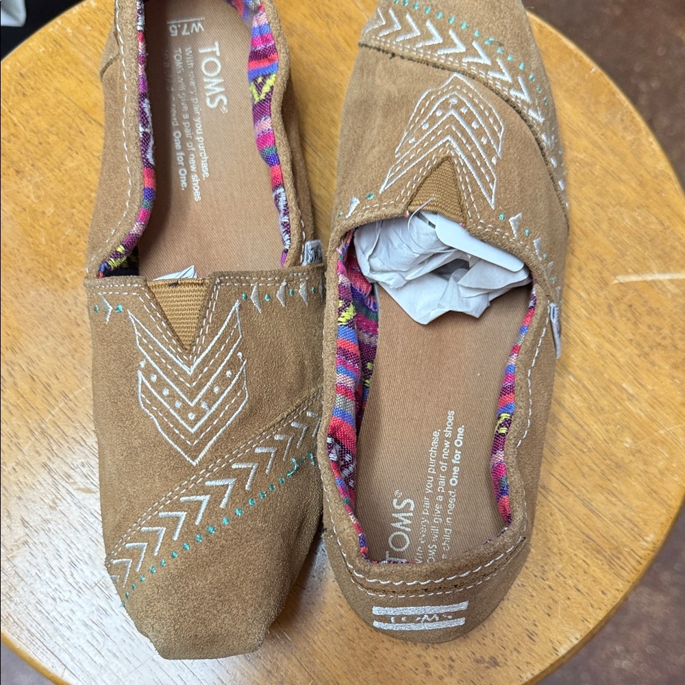TOMS Women's Brown Suede Embroidered Flats